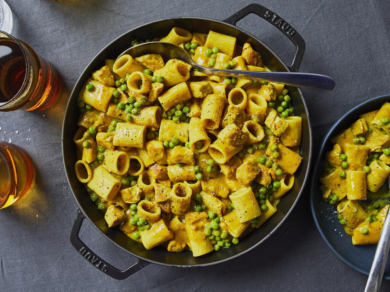 5-ingredient chicken curry pasta | Recipe | Kitchen Stories