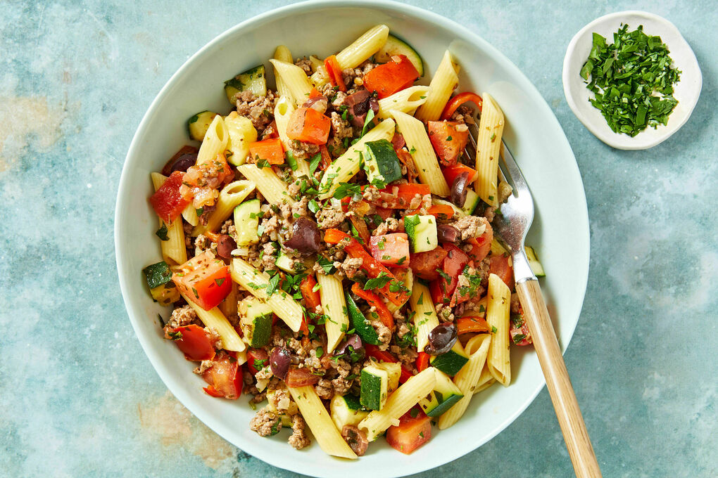 Summer Beef Penne with Tomato, Parsley & Zucchini | Marley Spoon